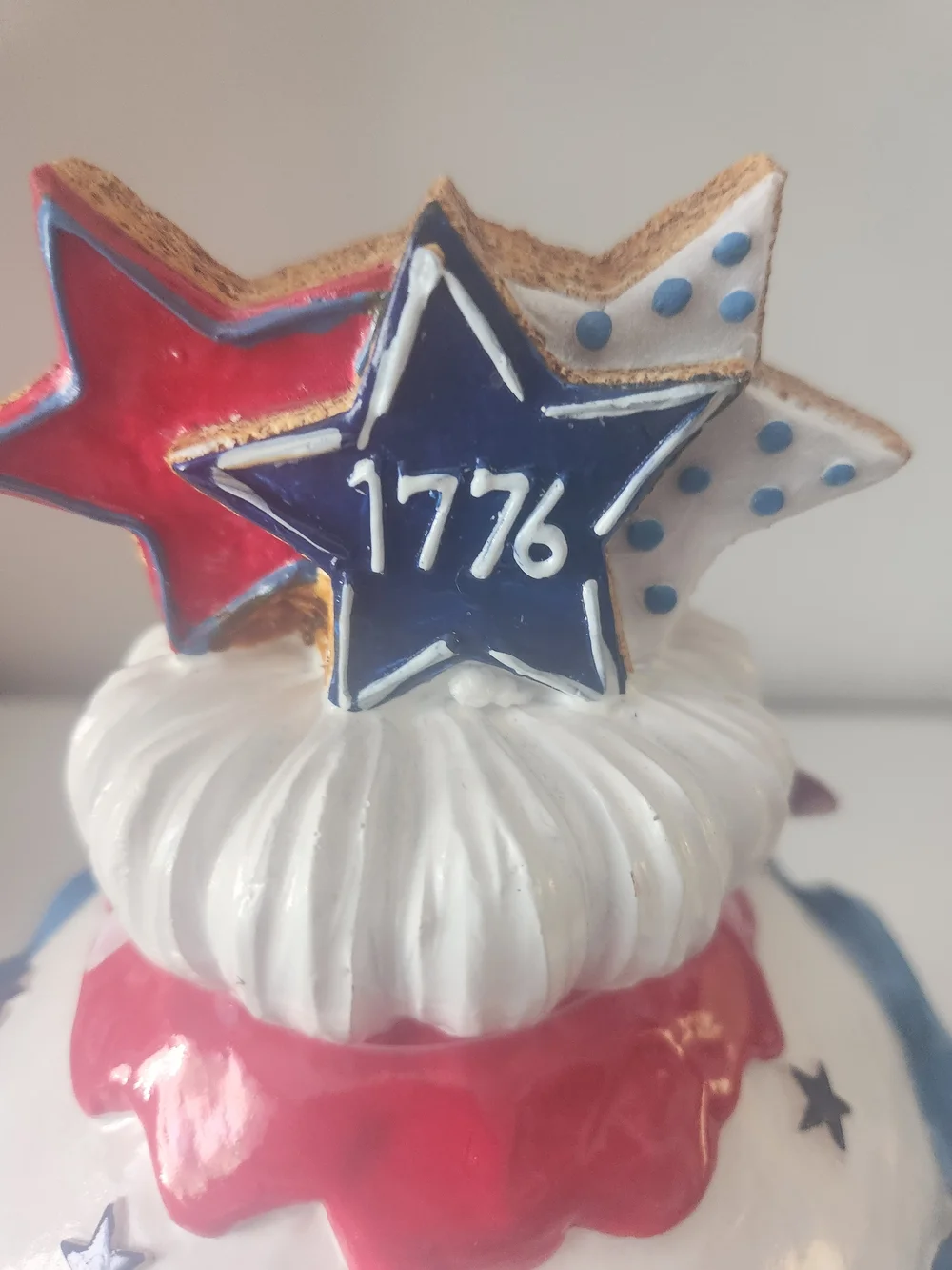 Patriotic Light Up Cupcake House 1776 July 4th Decor